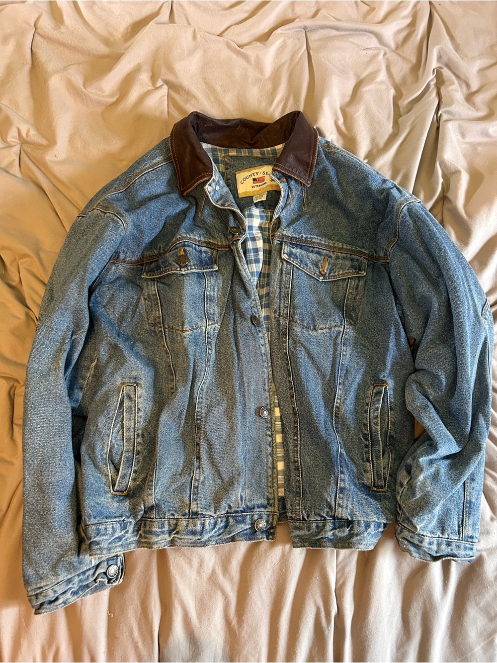 Men's Blue Denim Jacket with Brown Collar